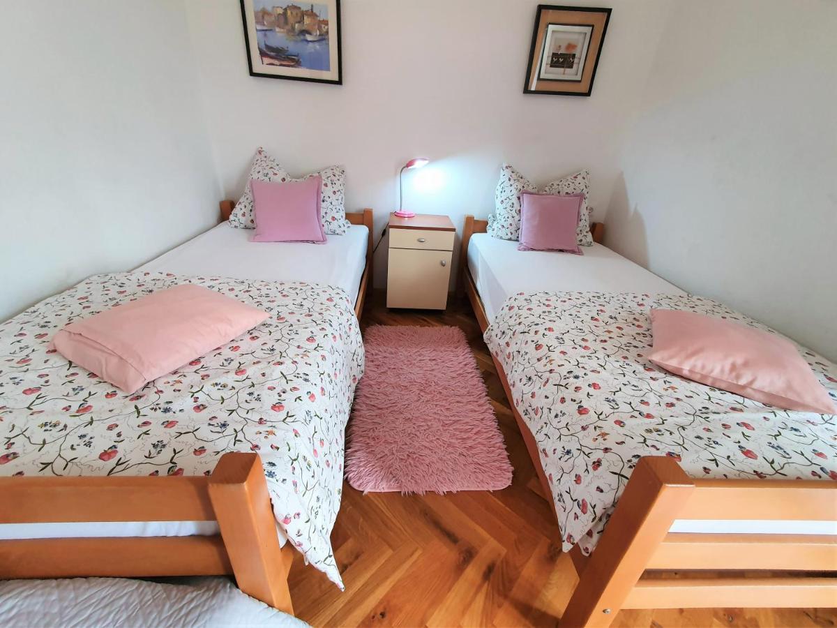 Villa Mira โตรกีร์ ภายนอก รูปภาพ
