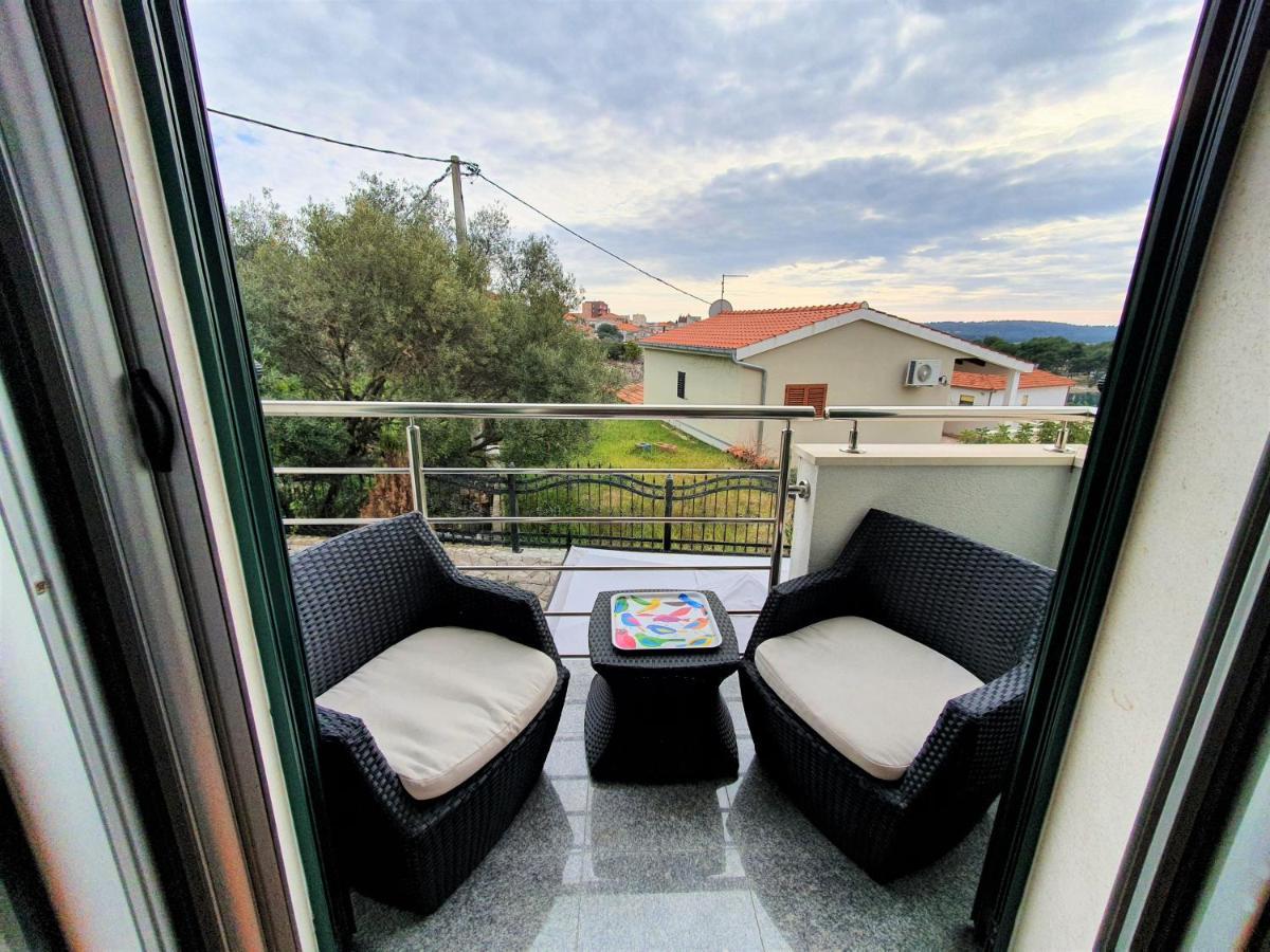 Villa Mira โตรกีร์ ภายนอก รูปภาพ