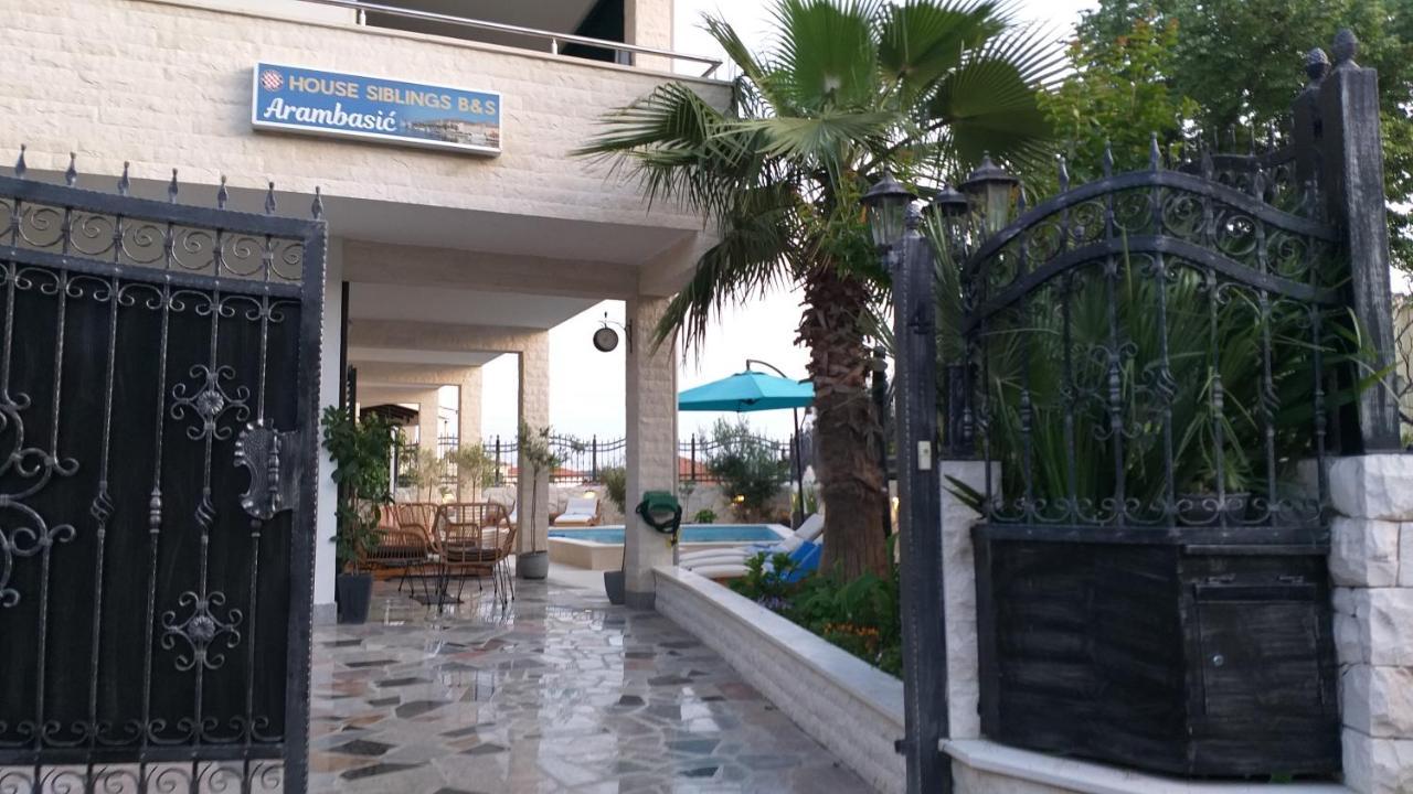 Villa Mira โตรกีร์ ภายนอก รูปภาพ